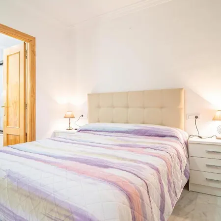 Amazing In With 3 Bedrooms 埃斯特波纳